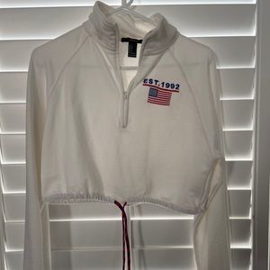 FOREVER 21 EST. 1992 LONG SLEEVE T-SHIRT